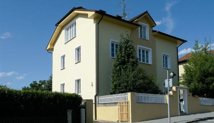 Restaurant-Pension L-Club Hluboká nad Vltavou